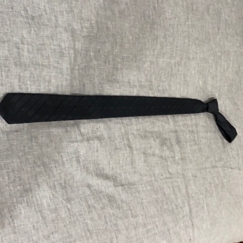 Neck tie